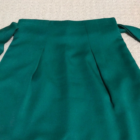 Jacob Made in 🇨🇦 Green Skirt Lined Back Zip 0 - Picture 2 of 6